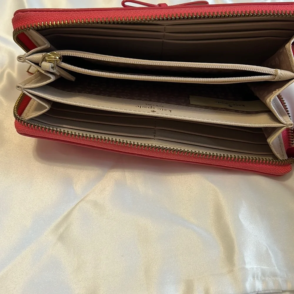 Kate Spade Wallet - Picture 5 of 10